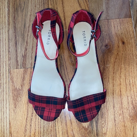 TORRID RED PLAID ANKLE STRAP BLOCK HEEL SIZE 11.5 - Picture 4 of 9